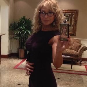 Meet your Posher, Fernanda